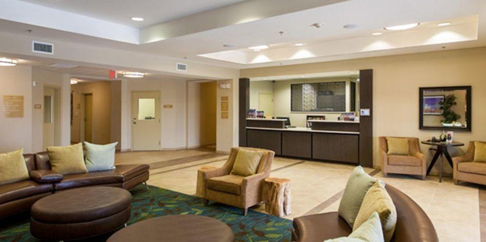 Candlewood Suites College Station By Ihg Брайан Экстерьер фото