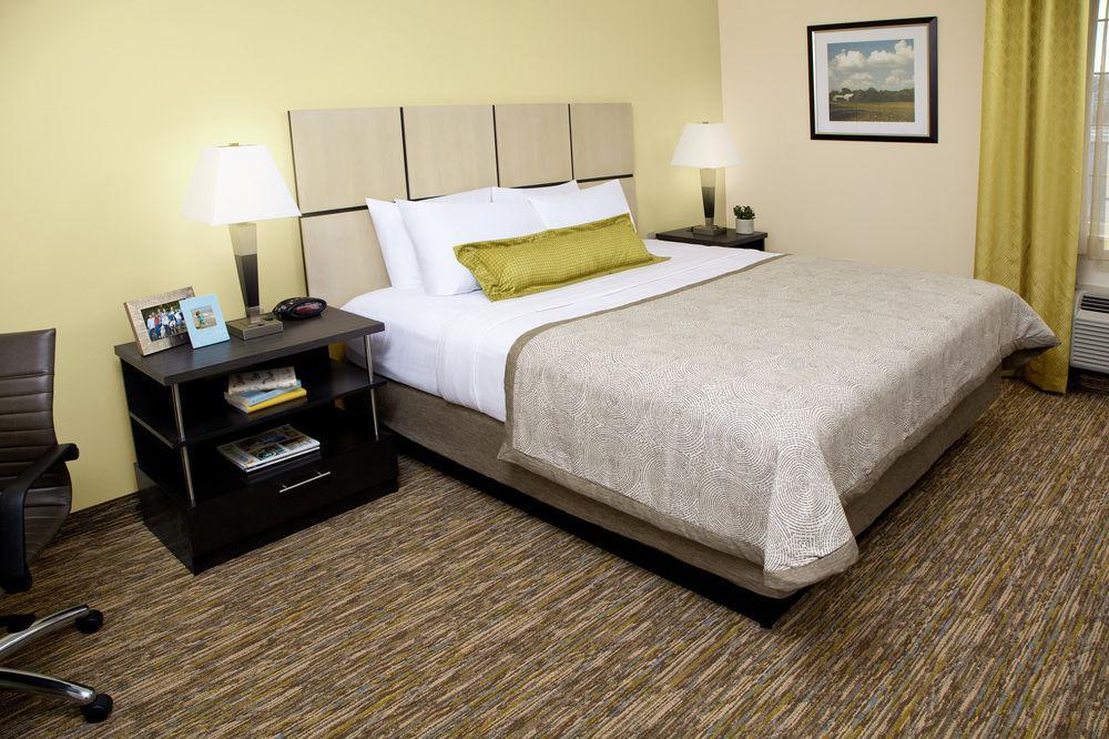 Candlewood Suites College Station By Ihg Брайан Экстерьер фото