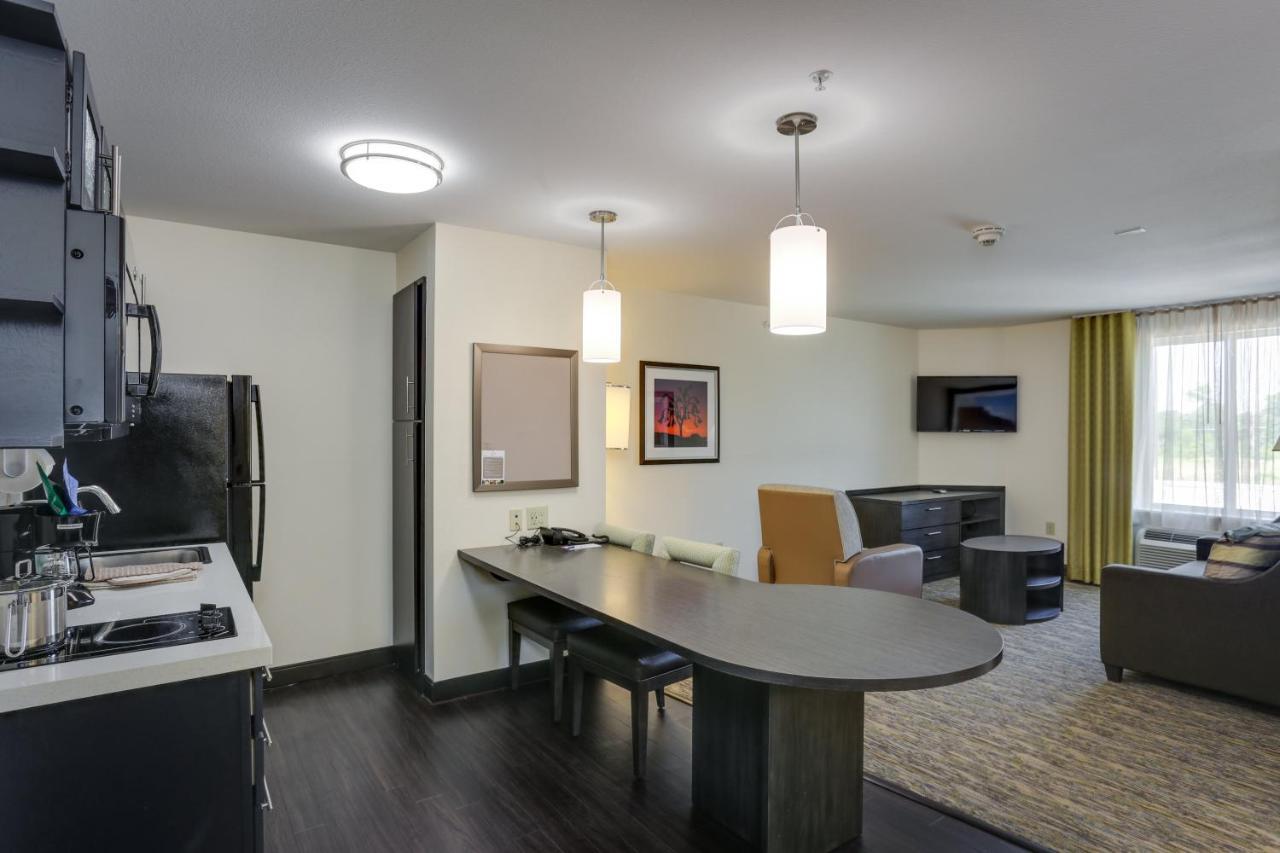 Candlewood Suites College Station By Ihg Брайан Экстерьер фото
